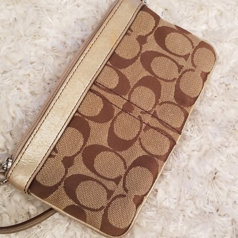 COACH wristlet  Gold and Brown - Picture 5 of 6